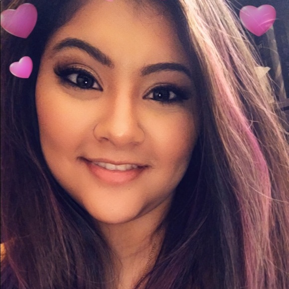 Meet your Posher, Jessica - Picture 1 of 1